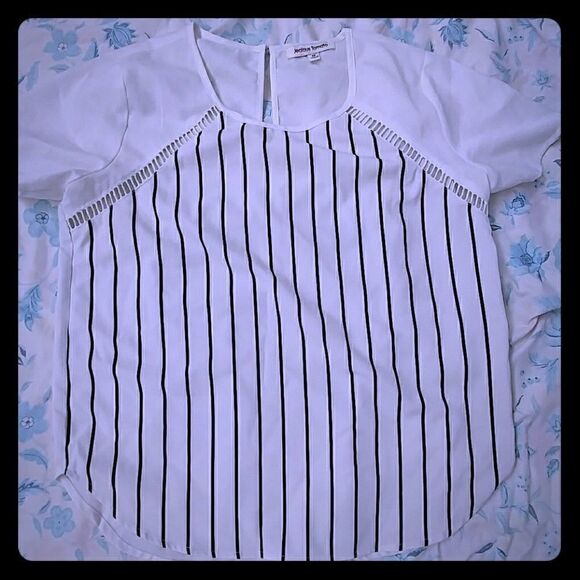 White black striped dress shirt - Picture 2 of 5